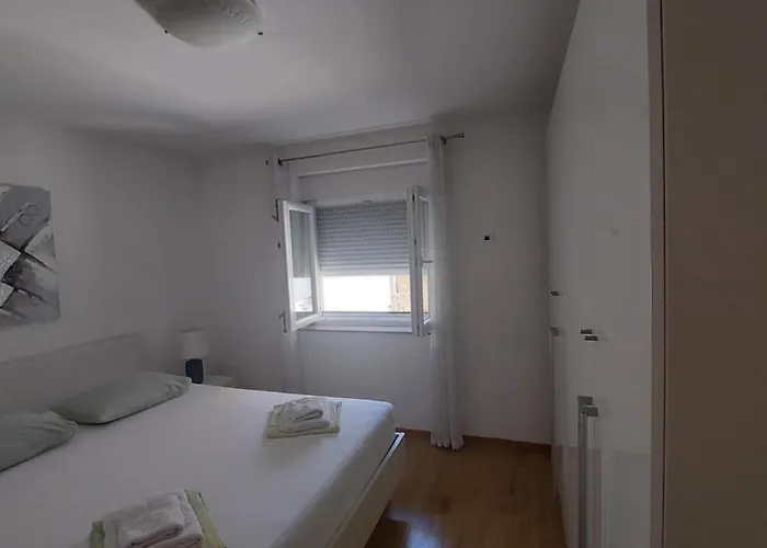 Apartman Zara *